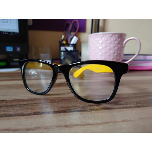 Okulary przeciwsłoneczne...