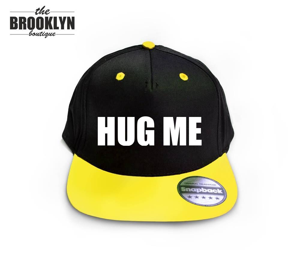 Czapka snapback cap HUG ME czarno-żółty