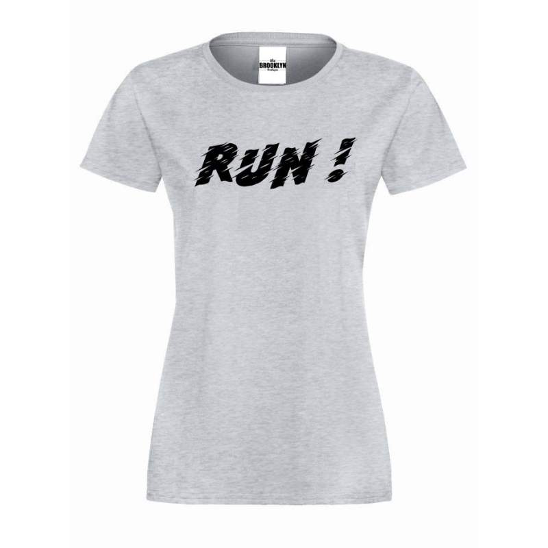 T-shirt lady RUN!