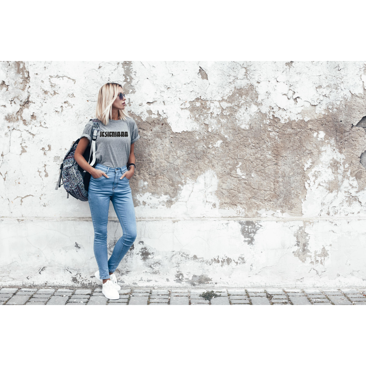 T-shirt lady szara Jesieniara