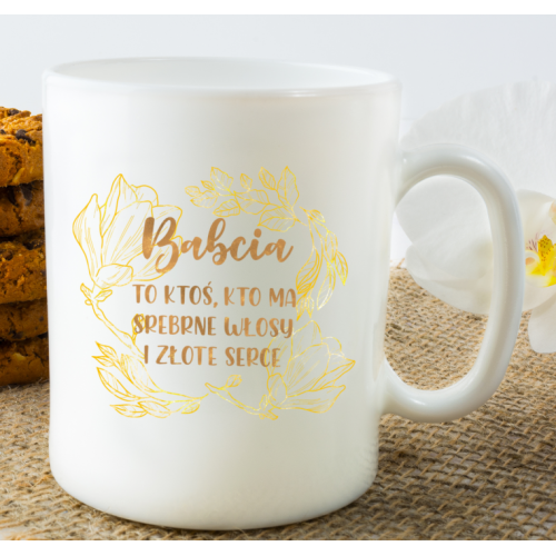 kubek babcia to ktoś kto ma srebrne włosy