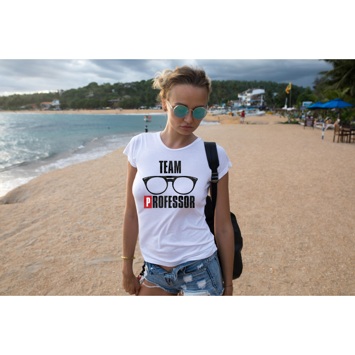 T-shirt lady slim DTG  bella ciao black